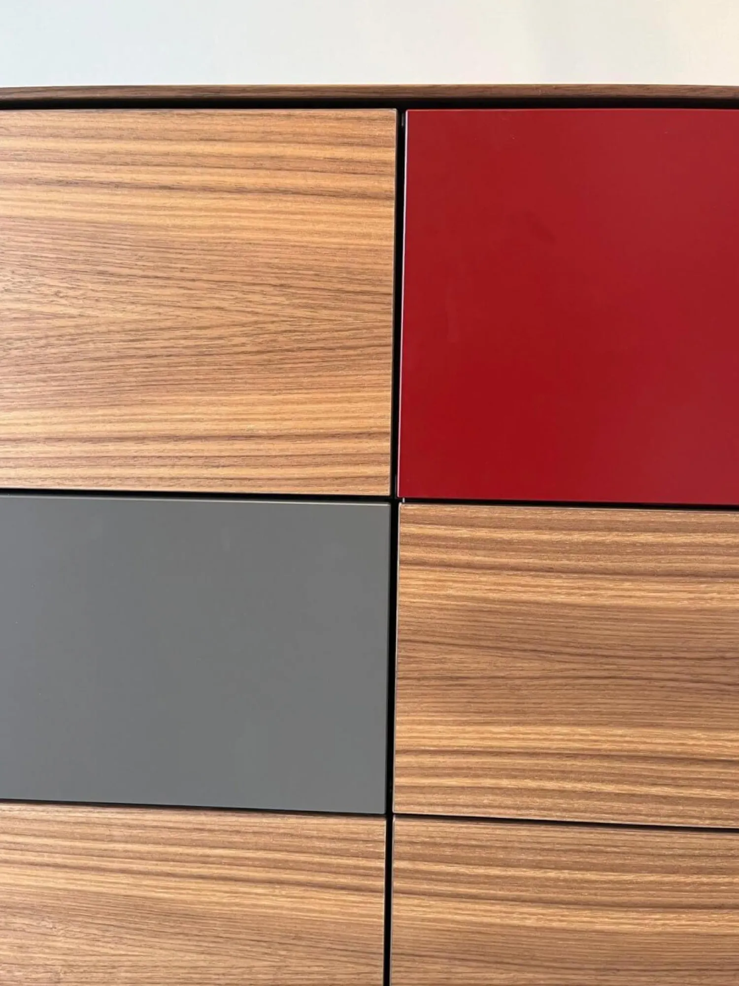 Kettnaker Kommoden & Sideboards|Sideboard Soma Nussbaum Front Lack Taupe Matt Grau Rot Weiß Mit Schubladen Und Tür Mit Regalboden