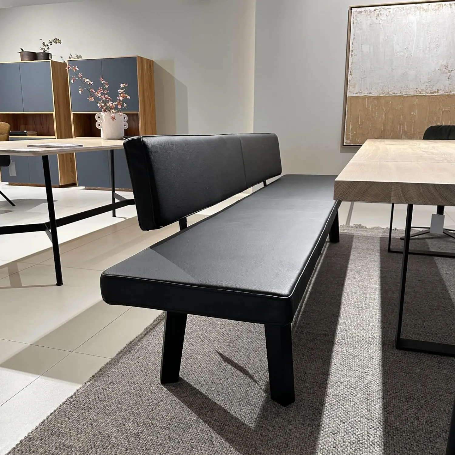 Janua Bänke|Sitzbank BB 32 Connect Leder Orient Ebony Schwarz Gestell Tiefschwarz Pulverbeschichtet Matt Füße Eiche Schwarz