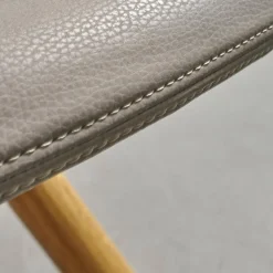 Tonon Stuhlsets|Sitzgruppe Armlehnstuhl Step Bezug Eco Kunstleder Schlamm Gestell Eiche