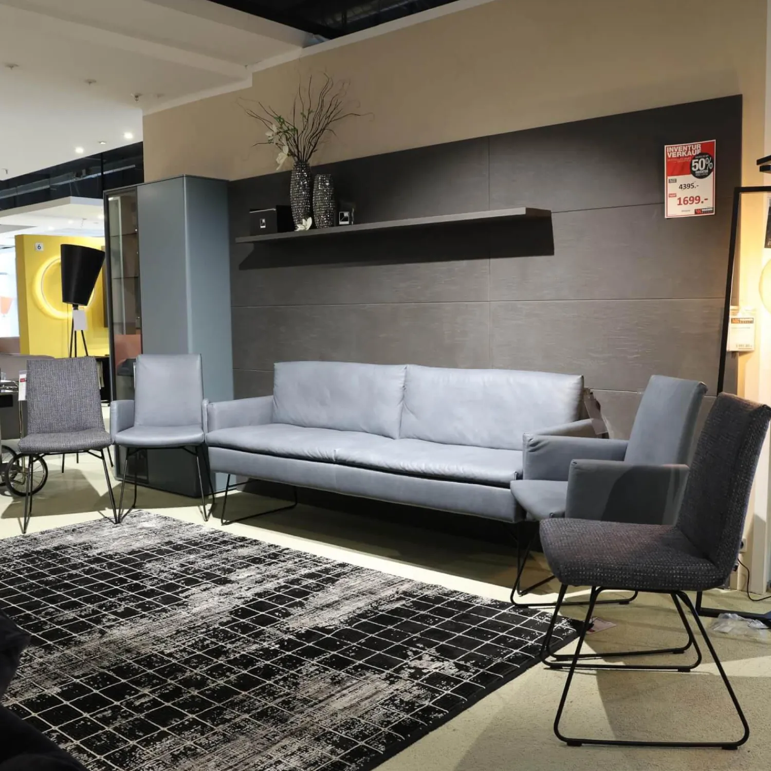 WK Wohnen Stuhlsets|Sitzgruppe Bezug Echtleder Z6927 Blue Blau Und Stoff O7226 Dove Blue Grau Gestell Schwarz