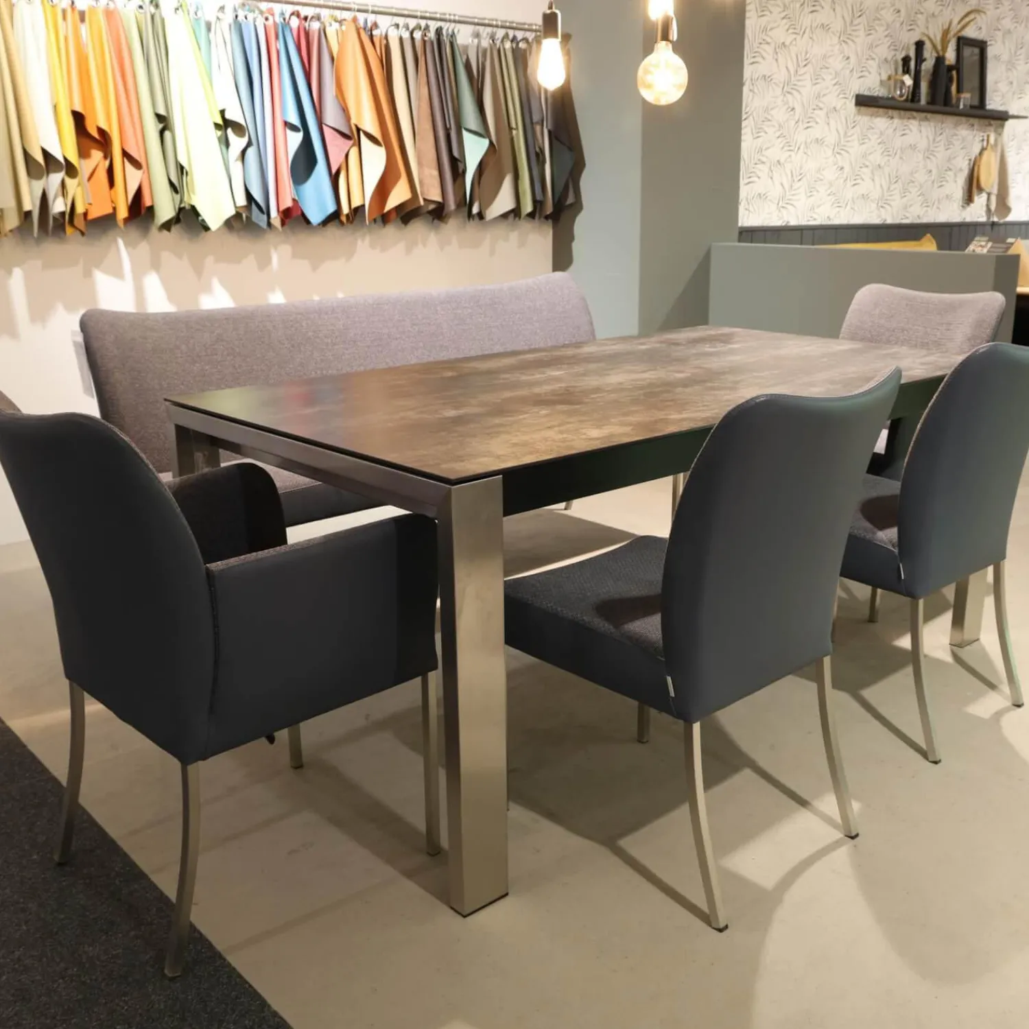 Bert Plantagie Stuhlsets|Sitzgruppe Duo Und Monica Leder Tendens Royal Blue Blau Stoff Tempt Grey Blue Blau Gestell Edelstahl