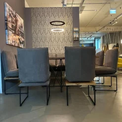 Bullfrog Stuhlsets|Sitzgruppe Tablo Leder Navajo Elefant 2020 63 Plateau Alteiche Und Plateau Bezogen Leder Untergestell Pulverbeschichtet Schwarz Matt Ohne Tisch