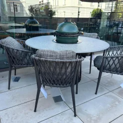 B&B Italia Essgruppen|Sitzgruppe Tisch Basket BC07 Porfido Verde Schwarz Grau Schwarz Stuhl Erica Geflecht Anthrazit Gestell Anthrazit Mit Grilltisch Bundle