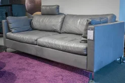 Brühl 2-Sitzer-Sofas|Sofa Alba Leder Lama 5669-95 Grau Füße Metall Verchromt mit Kopfstütze