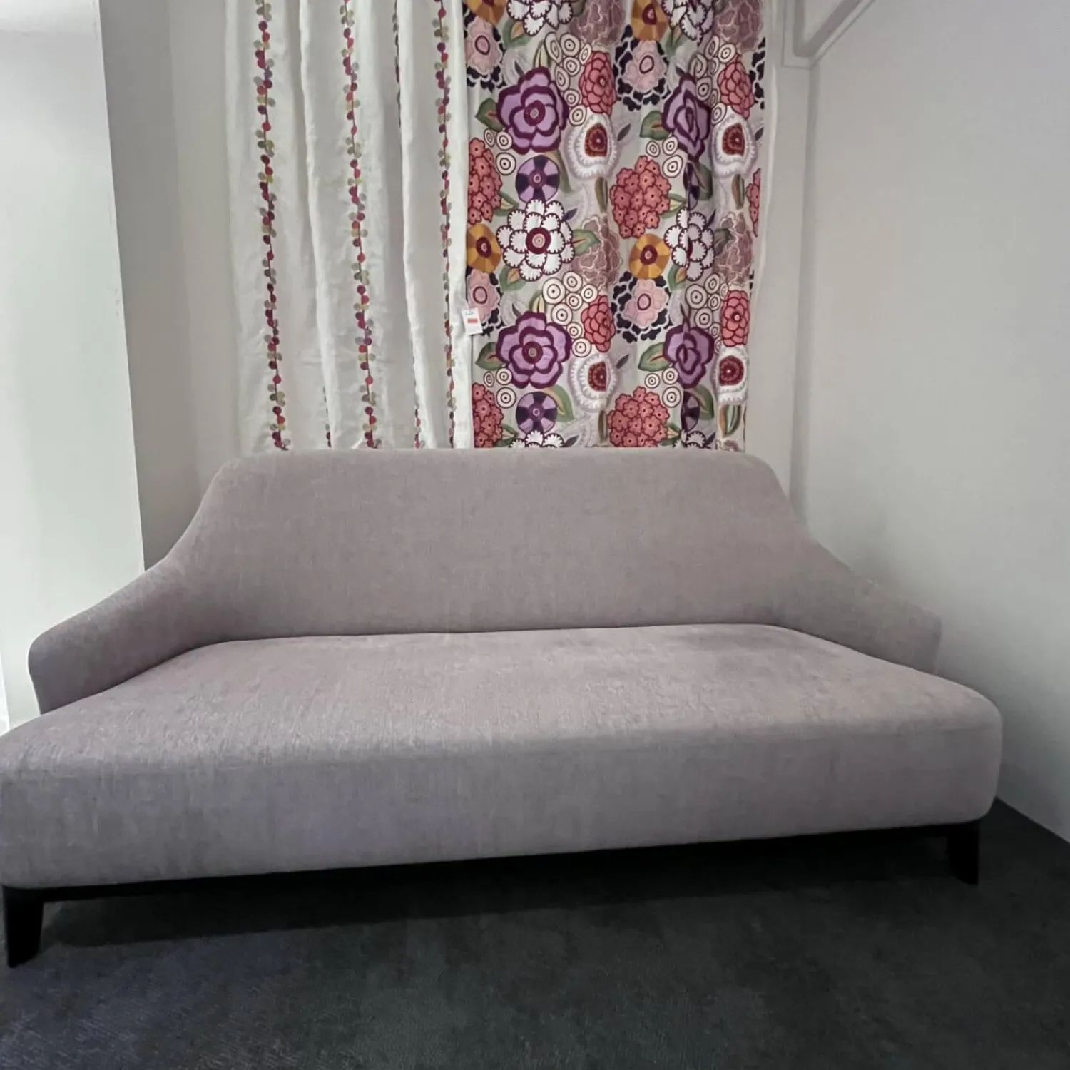 Casamilano 2-Sitzer-Sofas|Sofa Arne Stoff 6139/35 Pink Powder Grau Rose