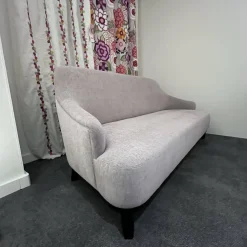 Casamilano 2-Sitzer-Sofas|Sofa Arne Stoff 6139/35 Pink Powder Grau Rose