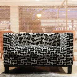 Lambert 2-Sitzer-Sofas|Sofa Bella Bezug Stoff 83567 Eileen Schwarz/Grau Rahmen Und Füße Massivholz Schwarz Gebeizt