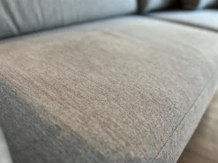 Rolf Benz 2-Sitzer-Sofas|Sofa Cara Bezug Stoff 14.113 Silbergrau Fuß Metallrundrohr Mattchrom Mit Filzgleitern