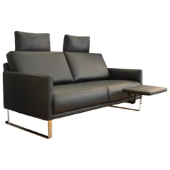 Rolf Benz 2-Sitzer-Sofas|Sofa Cara SB168 Leder 38.109 Graublau Kufe Glanzchrom mit Beinauflage