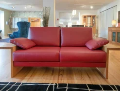 Strässle 2-Sitzer-Sofas|Sofa Cubus Leder Rustica Rot Armlehne Buche mit Kissen