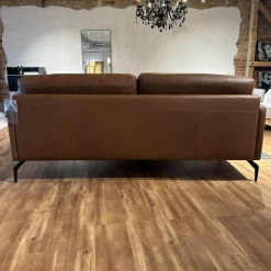 Contur 2-Sitzer-Sofas|Sofa Cuneo Bezug Leder Anilina Touch 19 Cognac Braun Schwebefüße Metall Schwarz Lackiert