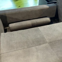 Cierre 3-Sitzer-Sofas|2-Sitzer-Sofas|Sofa Dolcevita Leder 4 Piumone Vintage Grigio Graubeige Gestell Metall Verchromt Schwarz