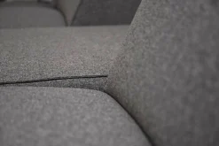 Cartel Living Ecksofas|Sofa Donovan Stoff Robin Anthrazit mit 2 Hockern