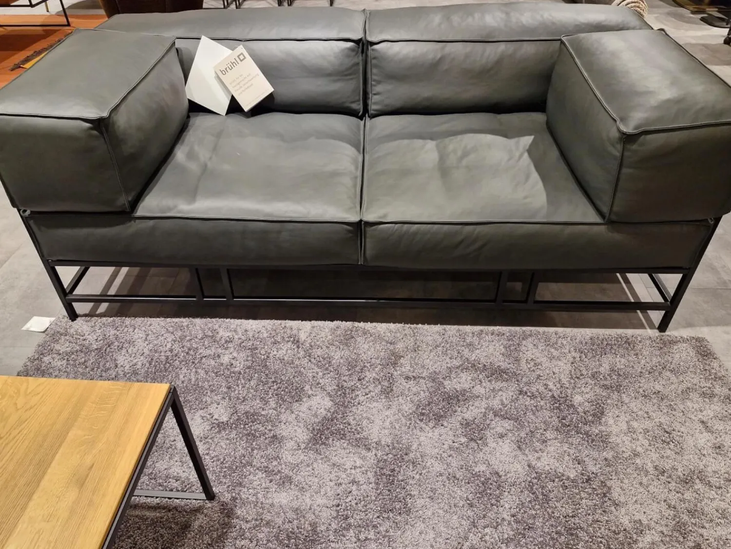 Brühl 2-Sitzer-Sofas|Sofa Easy Pieces 2 Leder La Plume 5663 99 Anthrazit Rahmen Schwarz Pulverbeschichtet