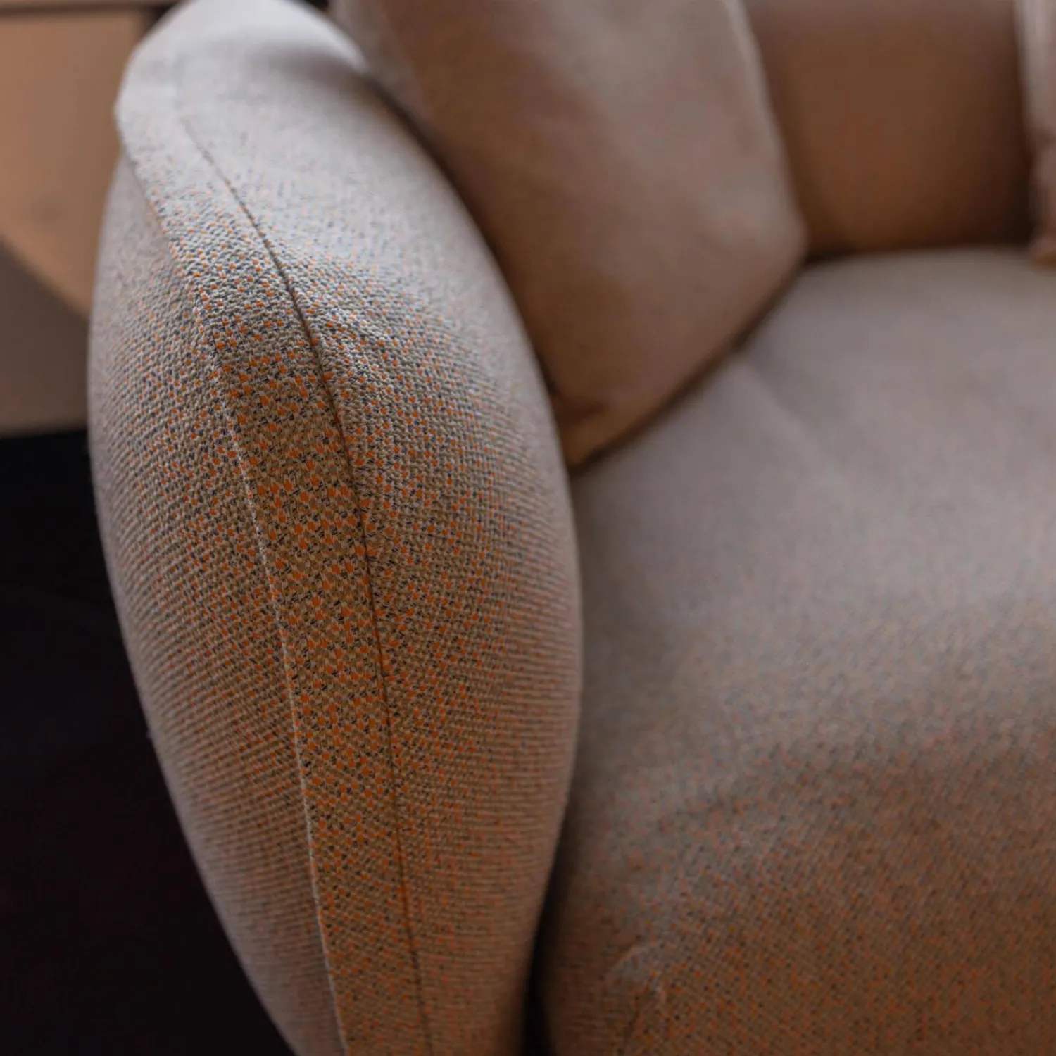 Prostoria 2-Sitzer-Sofas|Sofa Echo Bezug Stoff Mica Melba Grau Gestell Metall Schwarz