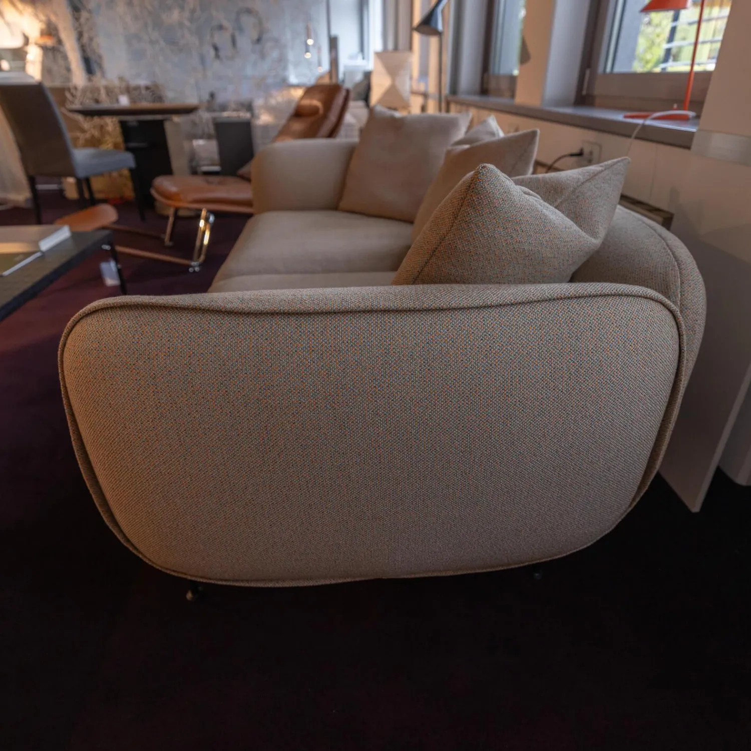 Prostoria 2-Sitzer-Sofas|Sofa Echo Bezug Stoff Mica Melba Grau Gestell Metall Schwarz