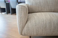 Jori 2-Sitzer-Sofas|Sofa Eden Stoff Dodo C0206 Beige mit Hocker