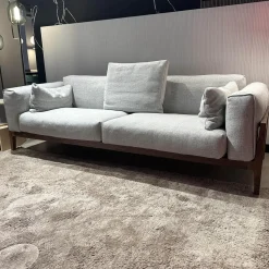 COR 3-Sitzer-Sofas|Sofa Elm Stoff 8300 Lichtgrau Grau Gestell Nussbaum Natur Geölt Braun Inklusive Kissen