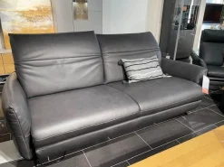 Mondo 2-Sitzer-Sofas|Sofa Felini Leder Reno Anthrazit Metallkufe Matt Schwarz Mit Motorischem Vorziehsitz Und einem Kissen