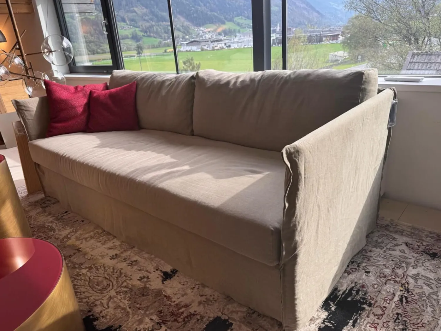 Meridiani 2-Sitzer-Sofas|Sofa Fox Bezug Stoff Santos Taupe Beige Füße Metall Inklusive 2 Rückenkissen