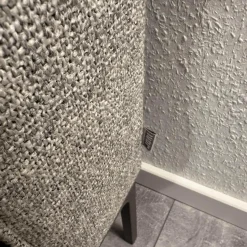 Jori 2-Sitzer-Sofas|Sofa Glove 8950 SO140 Stoff Bembebis C0720 Grau Untergestell Lackiert Bronze