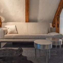 Jori 2-Sitzer-Sofas|Sofa Glove Pure Stoff Bembebis C0720 Grau Gestell Schwarz Lackiert