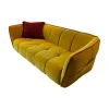 Raum.Freunde 2-Sitzer-Sofas|Sofa Hedda Stoff Classic Velvet 16 Yellow Gelb Füße Kunststoff Schwarz