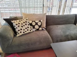 COR Ecksofas|Sofa Jalis Stoff 8145 Dunkelgrau Nahtband Grau mit einem Rückenkissen