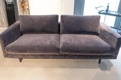 Bielefelder Werkstätten 2-Sitzer-Sofas|Sofa Long Island Bezug Stoff City Velvet Reloaded CA7832 095 Grau Metallfuß Schwarz Mit Rückenkissen