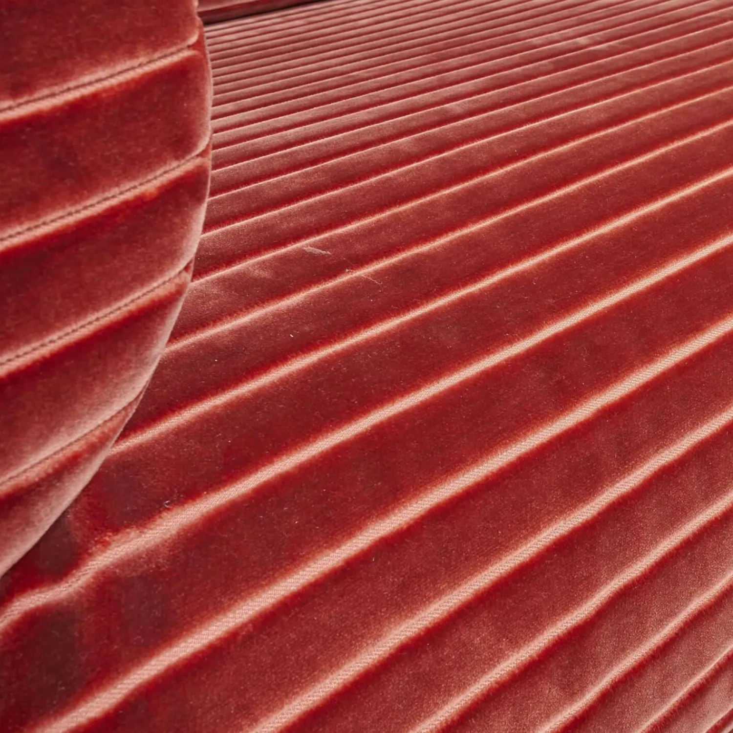 IP Design 2-Sitzer-Sofas|Sofa Loop 2/75 Stoff Glory IP1791-262 Rot Füße Rot