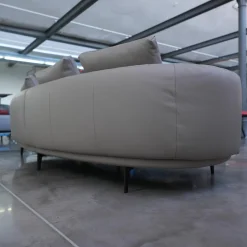 Walter Knoll 2-Sitzer-Sofas|Sofa Maaru 850 Bezug Leder Rodeo Soft 1417 Pebble Grau Untergestell Matt Pulverbeschichtet Bronze