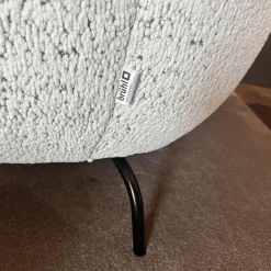 Brühl 2-Sitzer-Sofas|Sofa Magnolia Stoff 6450 49 Grau Metall Schwarz Pulverbeschichtet Inklusive Hockerbank