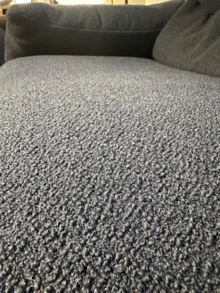 Cassina 3-Sitzer-Sofas|2-Sitzer-Sofas|Sofa Maralunga Maxi Stoff Look Notte Blau Füße Noce Canaletto