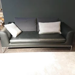 COR 2-Sitzer-Sofas|Sofa Mell Leder Semi 286 Schwarz Metalluntergestell Verchromt Inklusive Kissen
