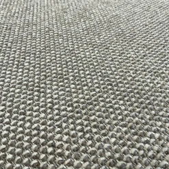 Freifrau Wohnlandschaften|Sofa Mia Stoff Sahco Safire 0004 Hellgrau mit 5 Kissen