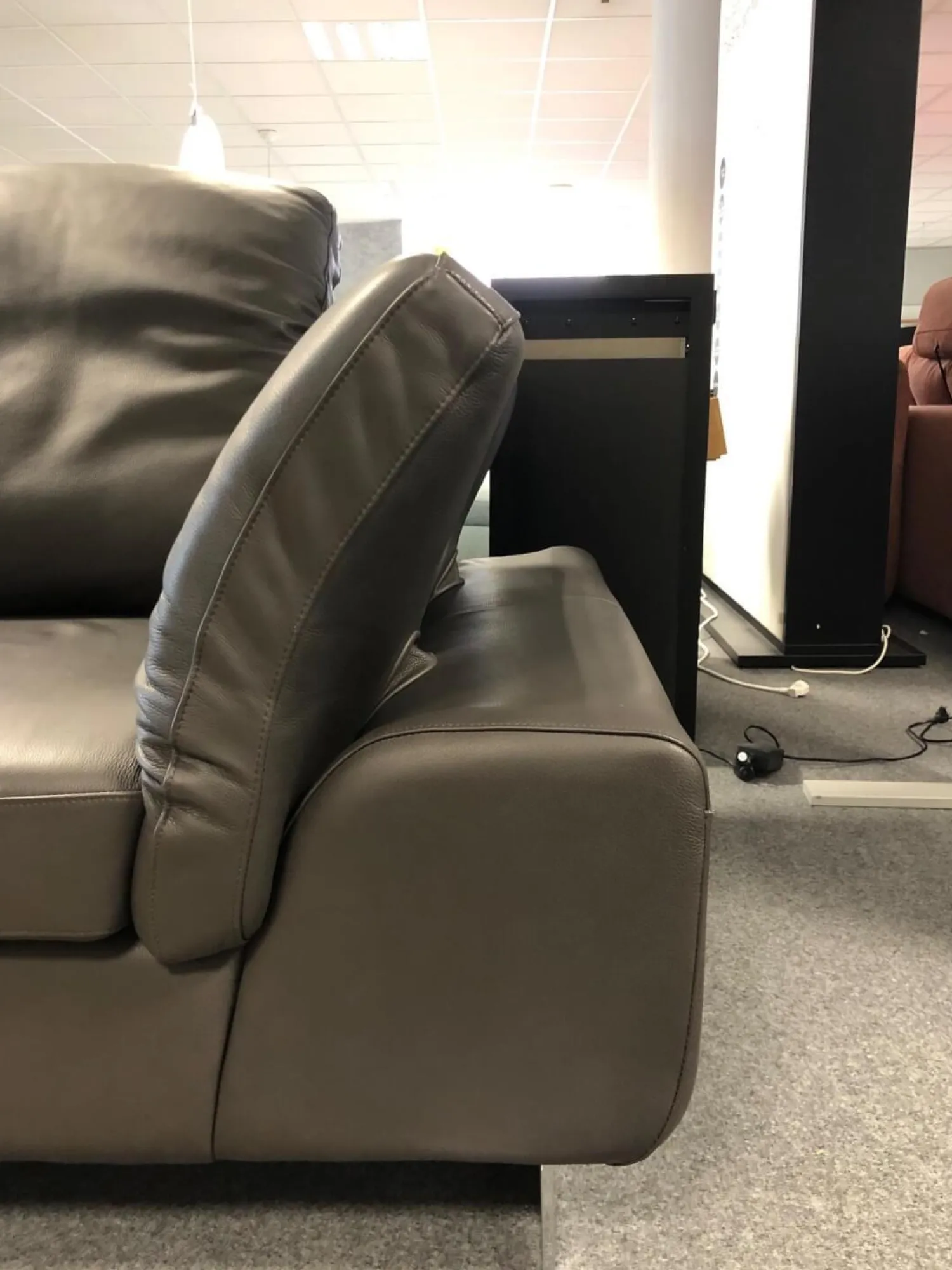 W. Schillig 2-Sitzer-Sofas|Sofa Modell 15651 Leder Z 7155 Zartbitter Braun Füße Chrom