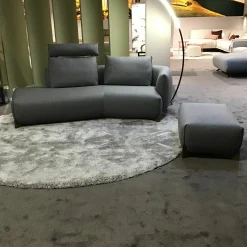 Leolux Polstergruppen|Sofa Naila Stoff 24919 Varese 19 Taupe Eichenfüße Matt mit Hocker