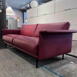 Montis 2-Sitzer-Sofas|Sofa Otis Leder Cuba Red Füsse Aluminium Schwarz Matt Pulverbeschichtet