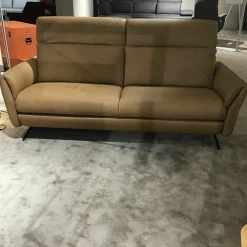Steinpol 2-Sitzer-Sofas|Sofa Penzin Leder Evita Honey Braun Gestell Metall Schwarz Matt Mit Kopfteilverstellung