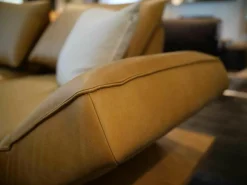 Koinor 2-Sitzer-Sofas|Sofa Phoenix Leder C-Revolution Mustard Plateau Wildeiche mit Drehstop