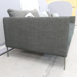 COR 3-Sitzer-Sofas|Sofa Pilotis Stoff 8161 Schwarz Braun Füße Schwarz Chrom Inklusive Rückenkissen