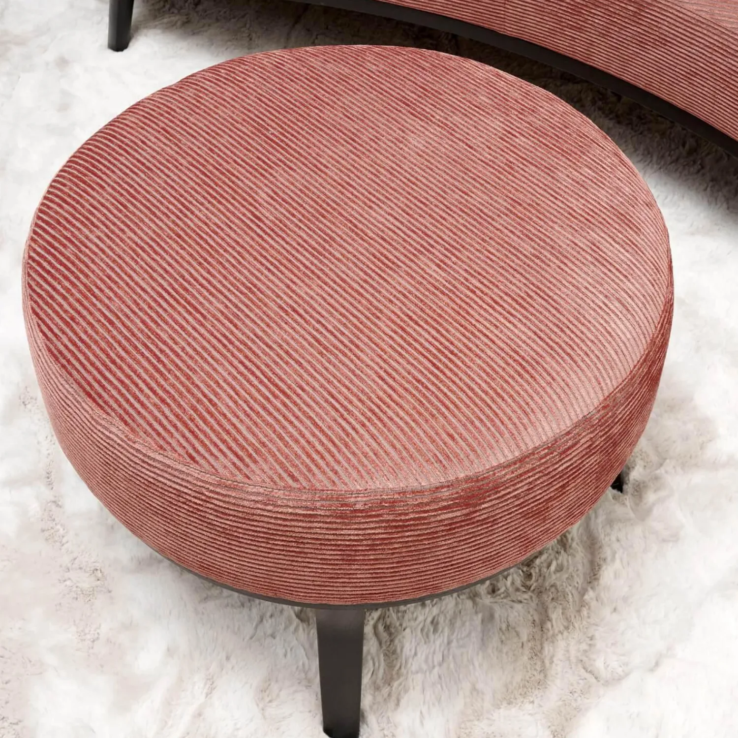 Bielefelder Werkstätten 2-Sitzer-Sofas|Sofa Polo Cocktail Stoff JAB Silas 1030 064 Rosa Gestell Esche Schwarz Gebeizt Mit Hocker