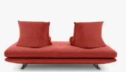Ligne Roset 2-Sitzer-Sofas|Sofa Prado Großer 2 Sitzer T120 Stoff Alcantara A Goya Red Rot Gestell Lack Schwarz