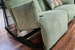 Bullfrog 2-Sitzer-Sofas|Sofa Rockfrog 0821 Stoff Manchester Jade Grün Untergestell Metall Schwarz mit motorischer Verstellfunktion