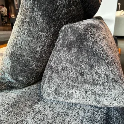 Edra 3-Sitzer-Sofas|Sofa Sherazade Stoff T Soft Nest 8210 Dunkelgrau Füße Kunststoff Schwarz