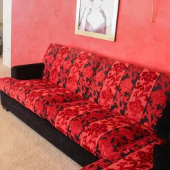 Finkeldei Ecksofas|Sofa 2,5-Sitzig Merkur Sonderstoff Jab Anstotz Rot Schwarz Füße Schwarz Lackiert