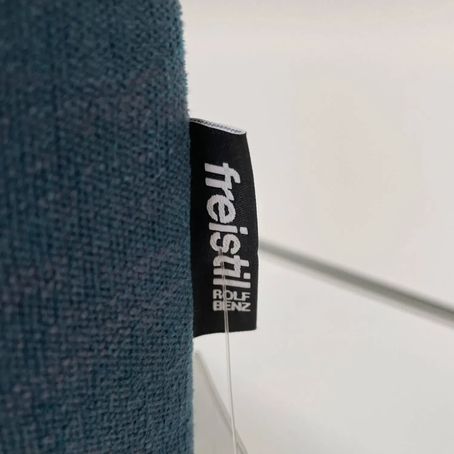 freistil Rolf Benz 2-Sitzer-Sofas|Sofa Sob 133/202 Stoff 4097 Grünblau Stahlfuß Massiv Schwarz