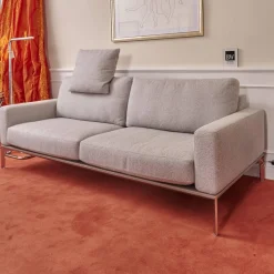 Bielefelder Werkstätten 2-Sitzer-Sofas|Sofa Spirit Bezug Mara 1763 181 Grau Chromfüße Und Holzsockel In Taupe mit 2 Kissen