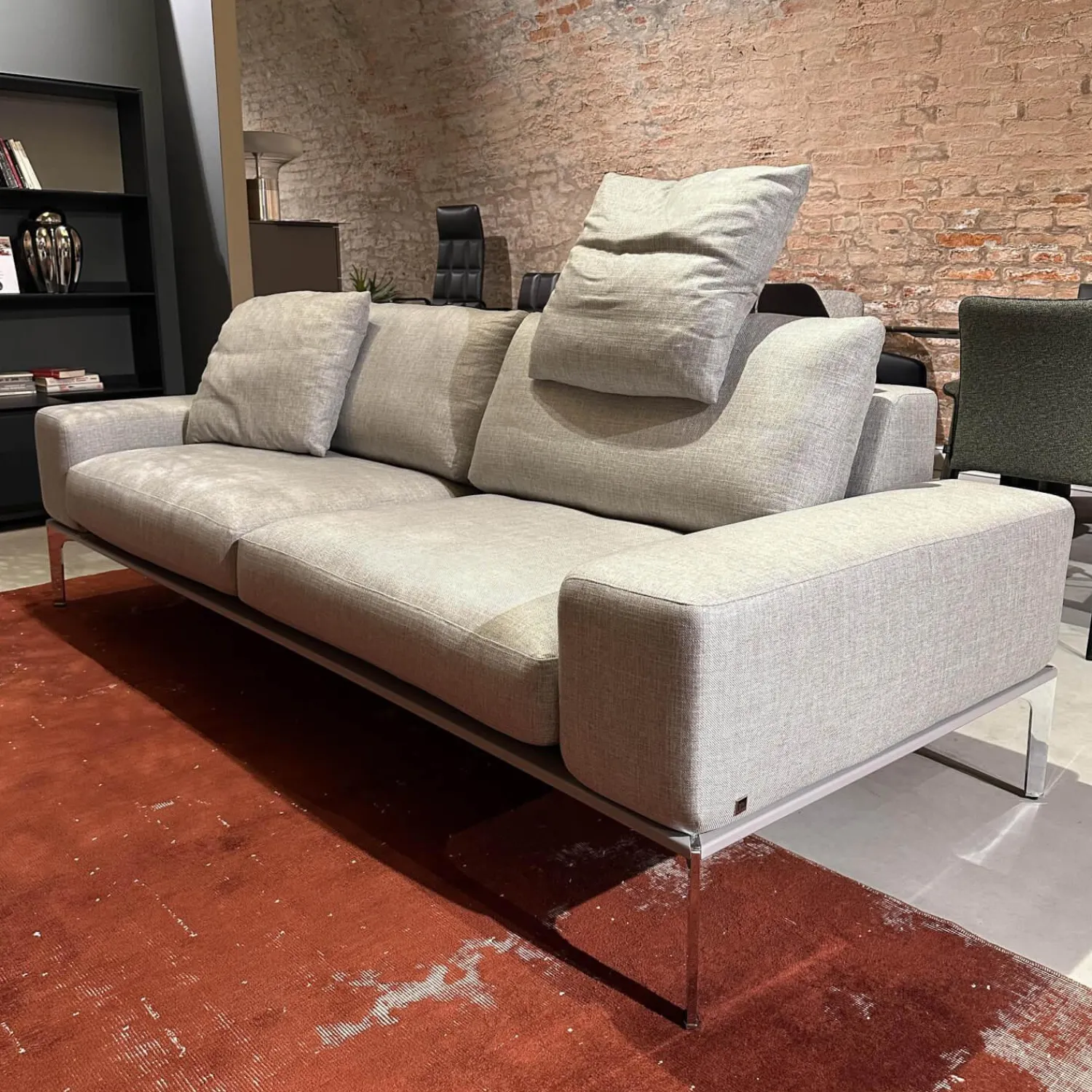 Bielefelder Werkstätten 2-Sitzer-Sofas|Sofa Spirit Stoff JAB Xantos 1 1362 093 Grau Gestell Platingrau Lackiert Metallfuß Chrom Mit Rückenverstellung Und Kissen