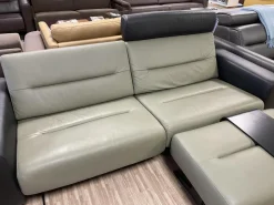 Stressless 2-Sitzer-Sofas|Sofa Stella M Mit Breiten Armlehnen Leder Paloma Shadow Green Dunkelgrün Und Black Schwarz Fuß Kufe Stahl Schwarz Mit Kopfstützen